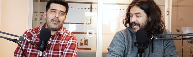 Max Villegas y Max Martin conversan.