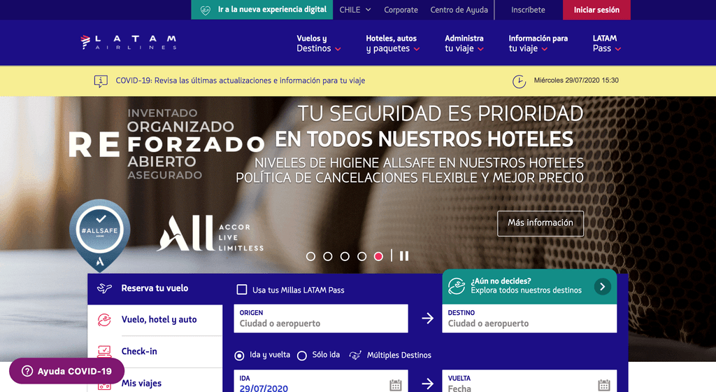 Homepage de Latam con información sobre vuelos y seguridad frente a Covid.