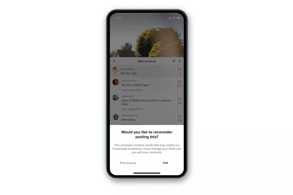 Pop-up de TikTok con aviso si deseas realizar ese comentario.
