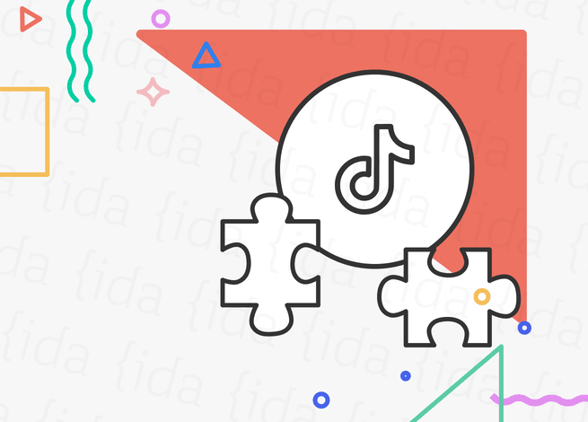 Logo de TikTok con piezas de rompecabezas a su costado.